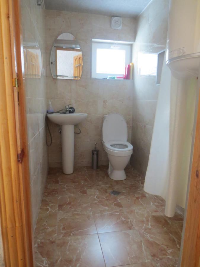 Irma Beso & Aleko Khergianis Guesthouse Mestia Dış mekan fotoğraf