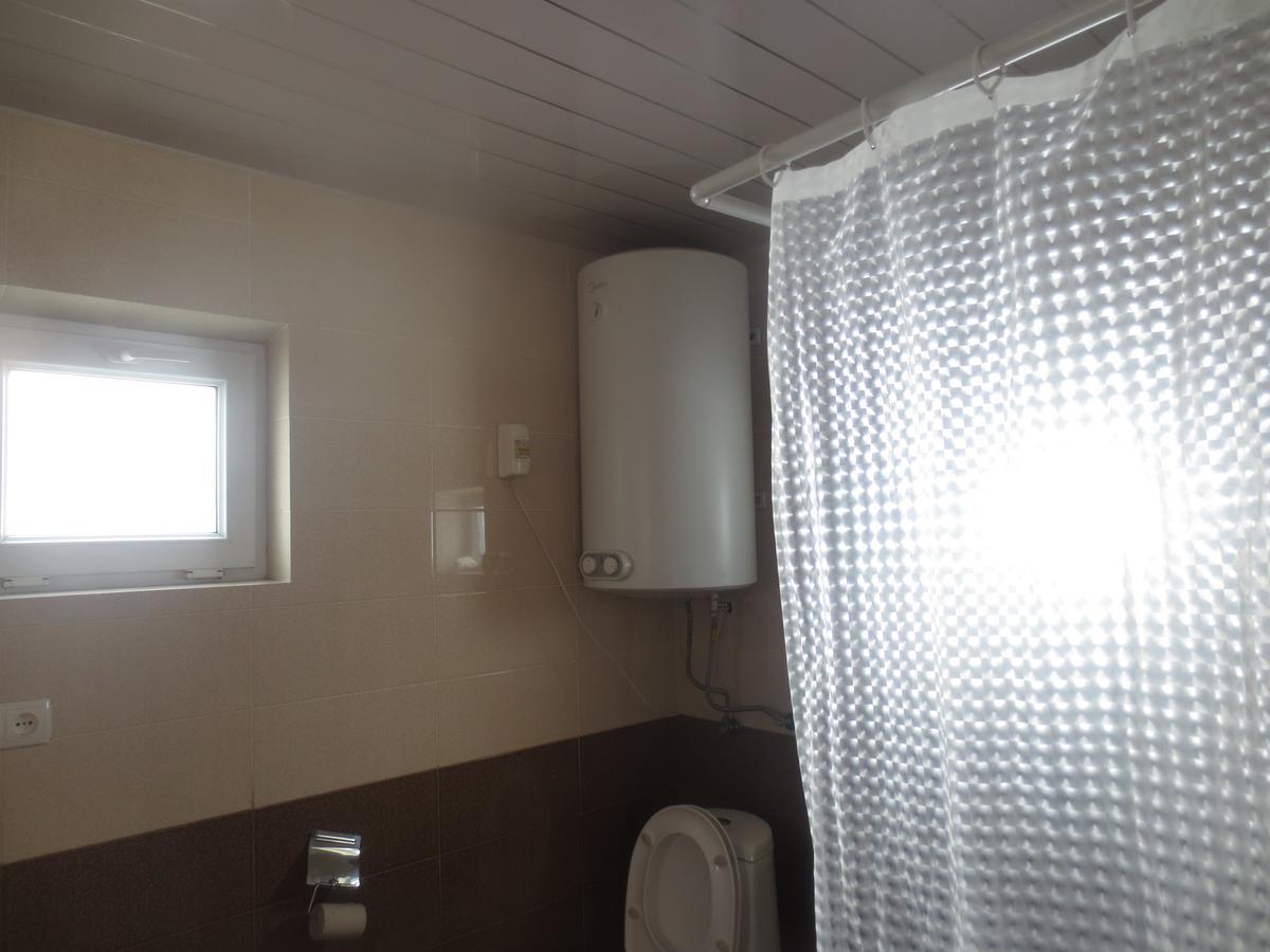 Irma Beso & Aleko Khergianis Guesthouse Mestia Dış mekan fotoğraf